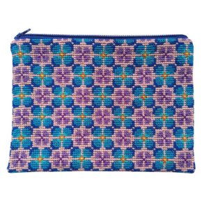 71-0518  Petit blue flowers clutch 21x14,5 cm