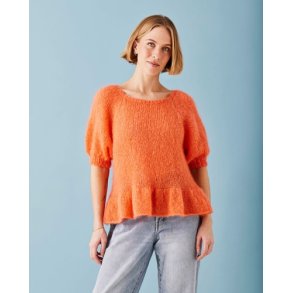  Bella Bluse med puf�rme og fl�sekant str s,m,l strikkekit 